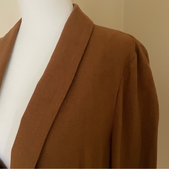 Old Navy Linen-Blend Relaxed Blazer - Picture 4 of 11